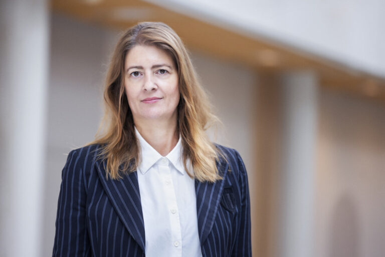 Porträtt av Sofia Orrebrink. 