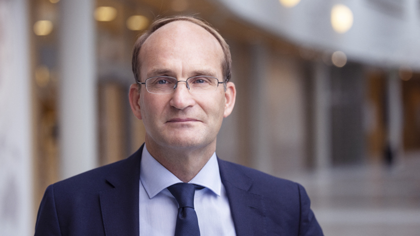 Porträttbild av Jakob Granit.